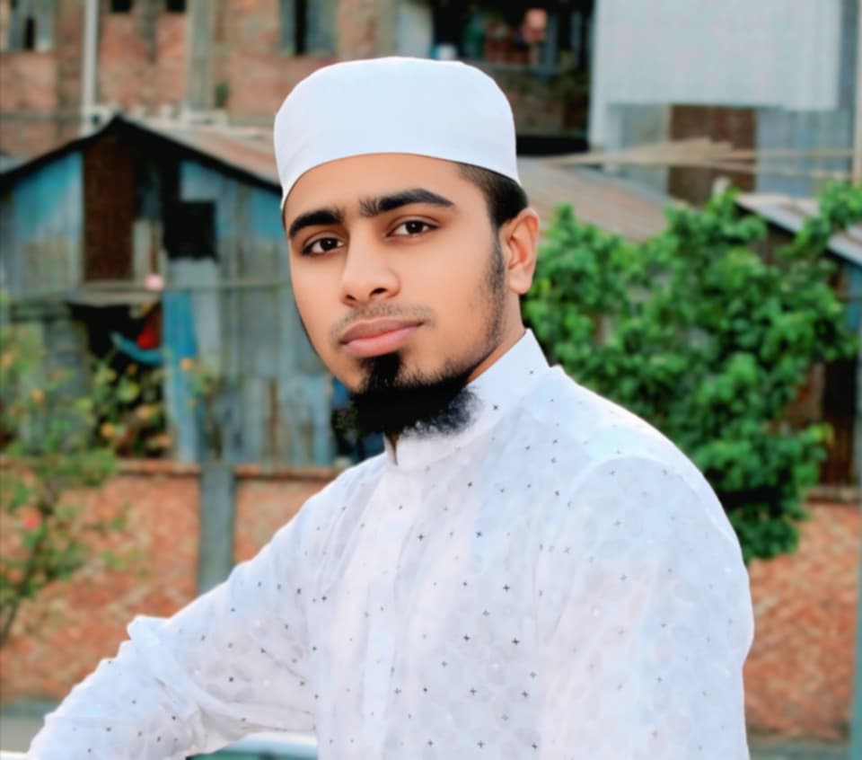 Md Ishak Ahmed